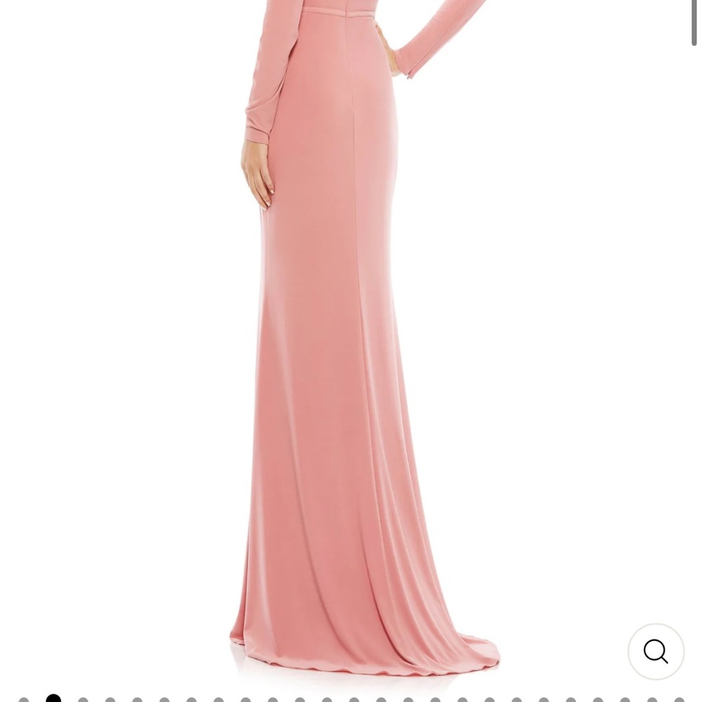 Mac Duggal size 6